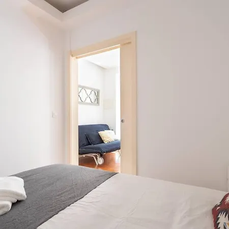 Mouraria Apartment